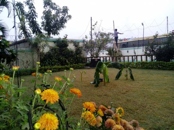 Landscaped Gardens brookside Landscaped Gardens