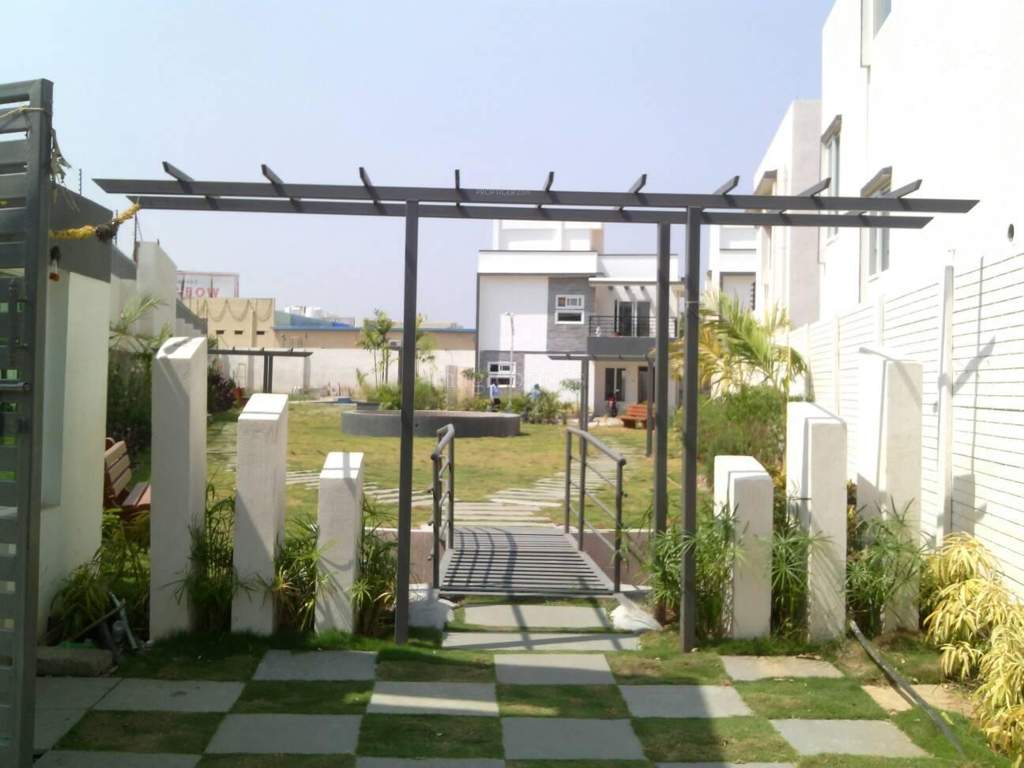  petals Images for Elevation of Pavani Groups Petals