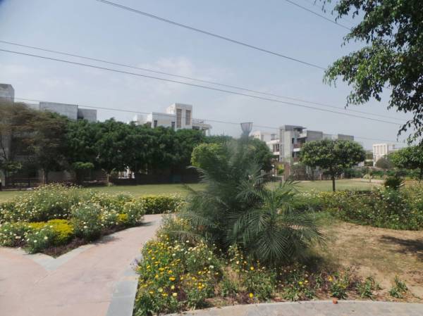 Landscaped Gardens vip-floors Landscaped Gardens