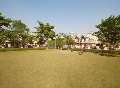  savoy Images for Amenities of Eldeco Savoy