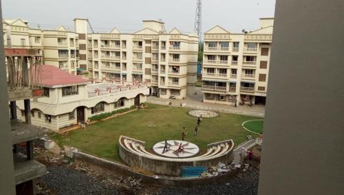  vatika-tower-1-to-tower-18 Landscaped Gardens