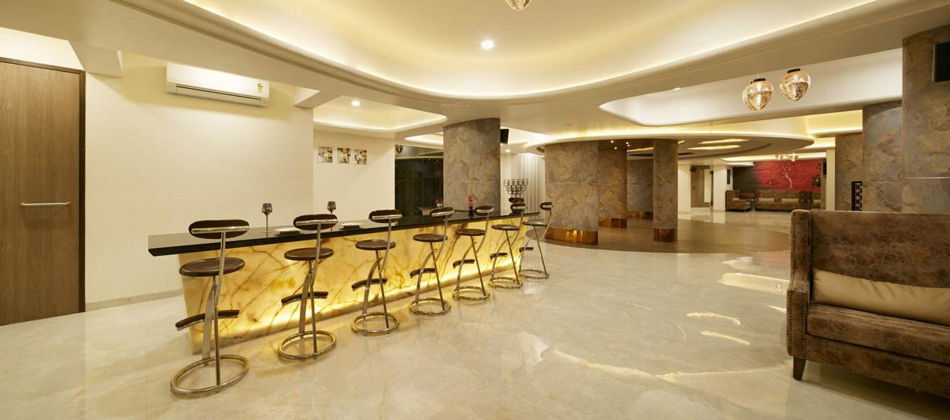  signature Living Area