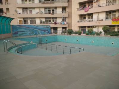 Swimming Pool laboni Swimming Pool