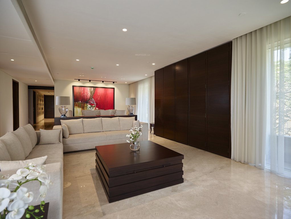 Images for Main Other of Vilas Javdekar Portia