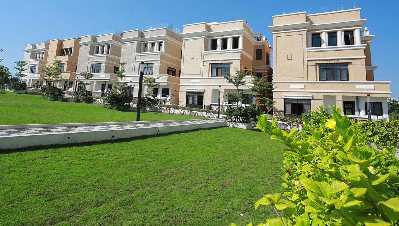 Lanco Hanging  Gardens Villas  in Manikonda Hyderabad 