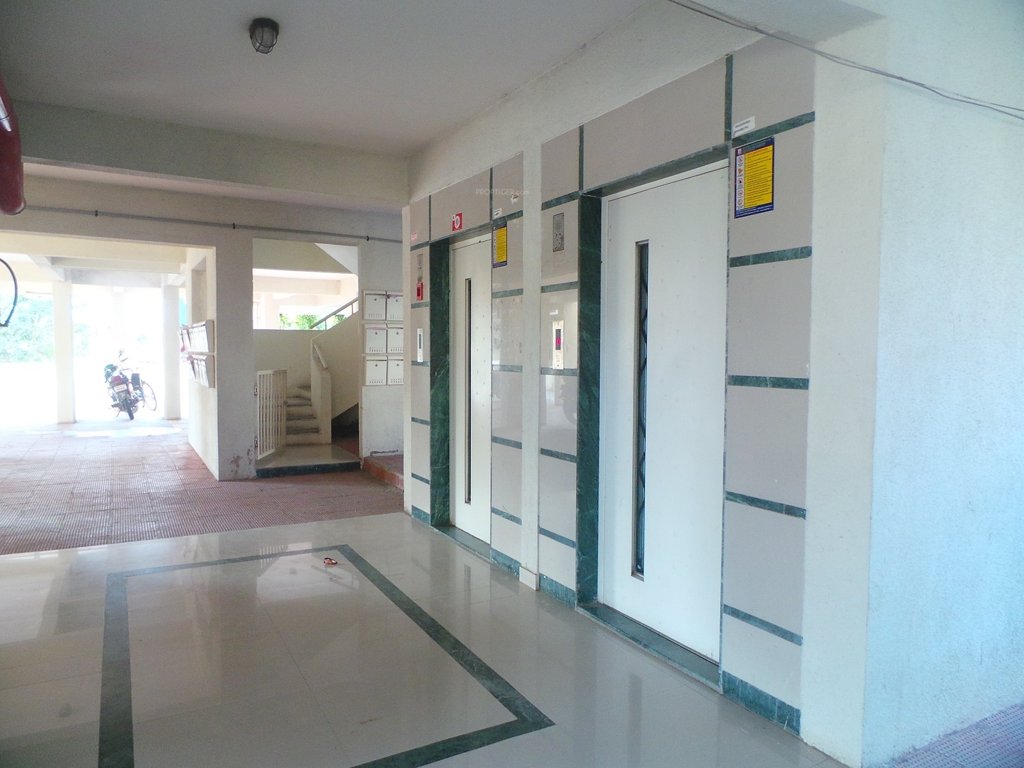 aishwarya greens Lift Available