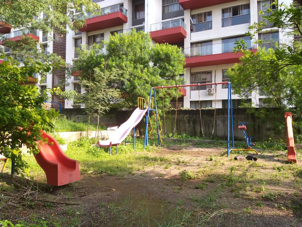  rose wood Children's play area