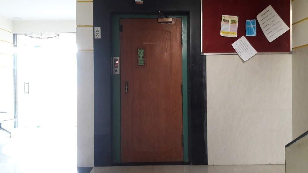  paradise Lift Available