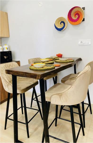  beetle-orchid Dining Area