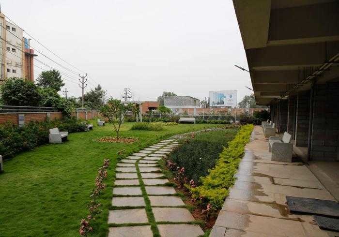  moon stone Paved Compound