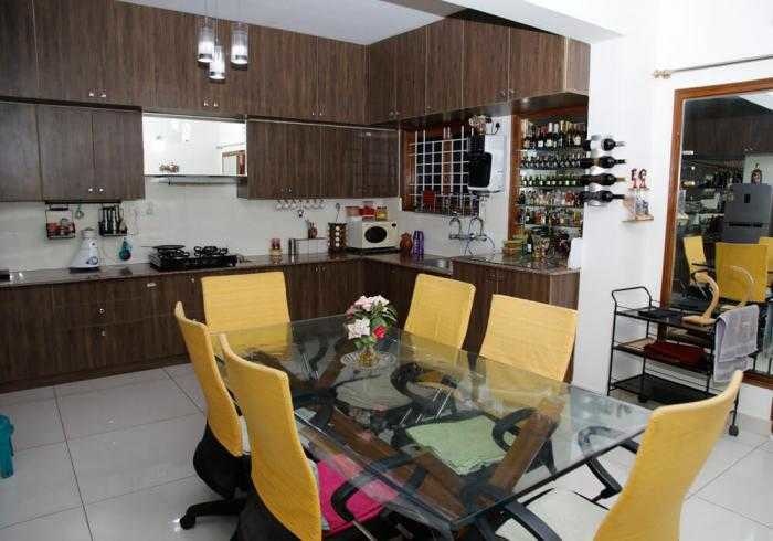  moon stone Dining Area