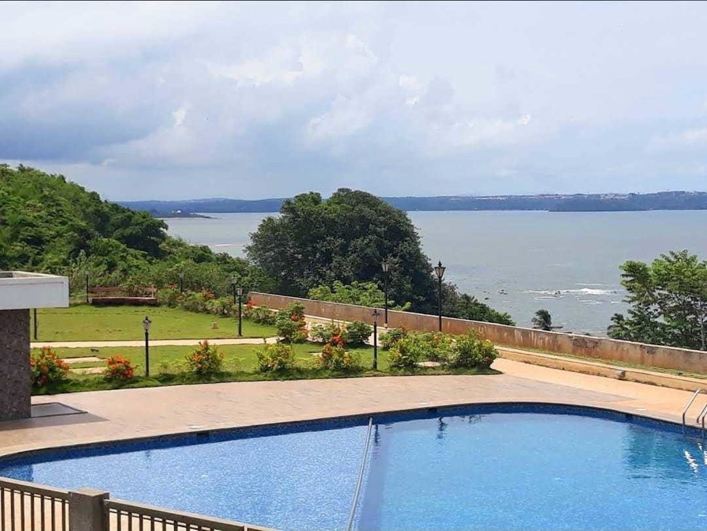 anantam signature Swimming Pool