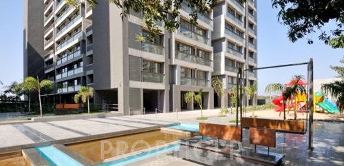 Images for Elevation of Gala Luxuria luxuria Images for Elevation of Gala Luxuria