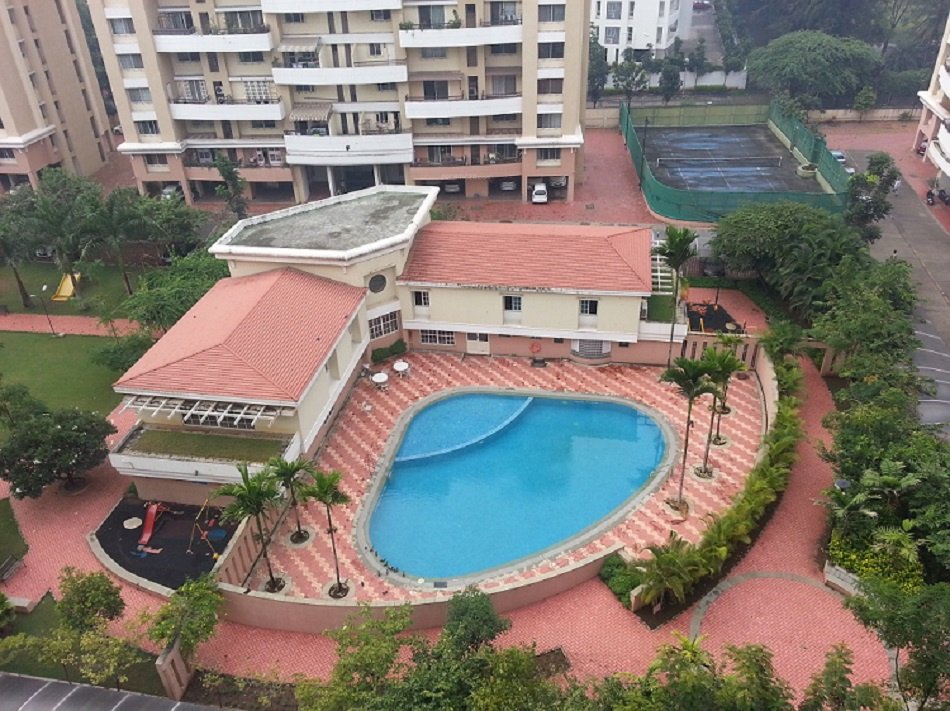 ambience 2 Swimming Pool