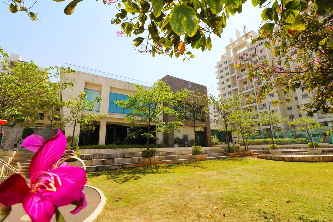  ganga glitz Elevation