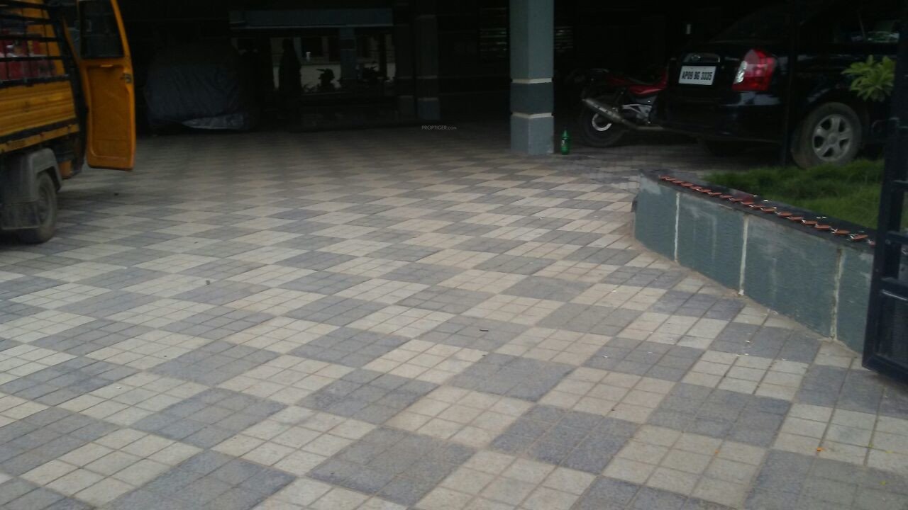  sangeeth Car Parking