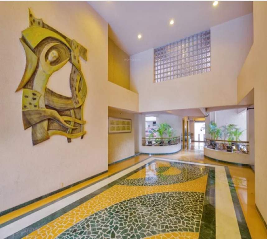  park royale Entrance Lobby