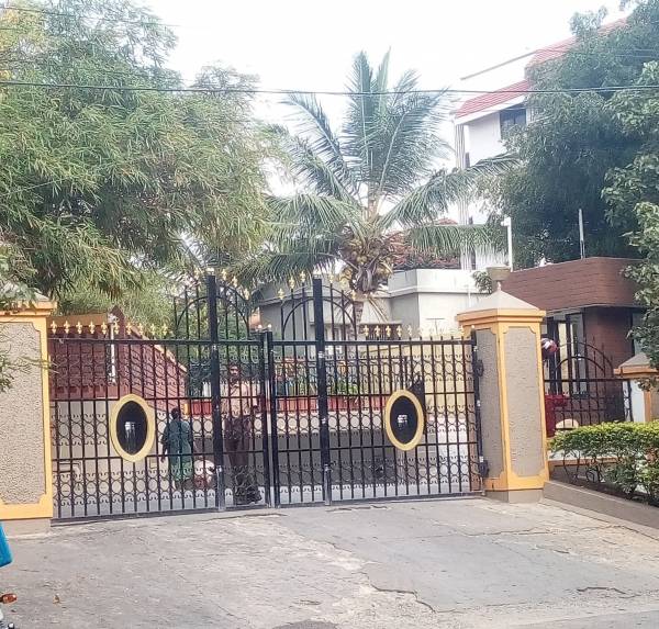  aristocrat Gated Community