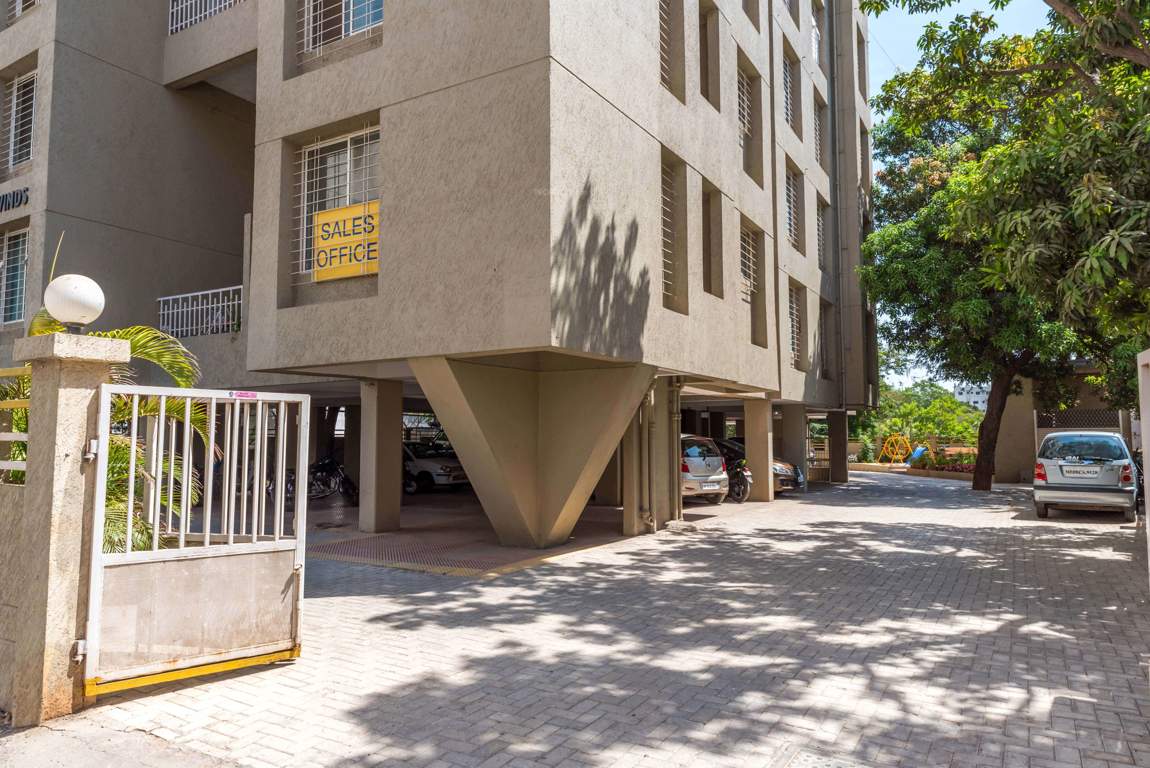  whispering winds Car Parking