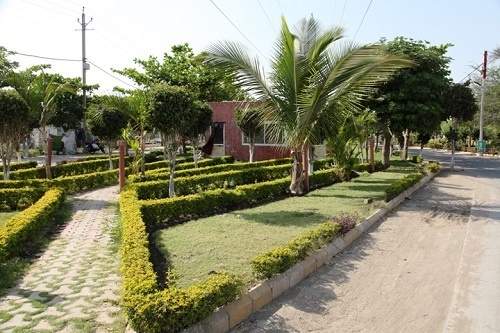  singapore township phase i plots Landscaped Gardens