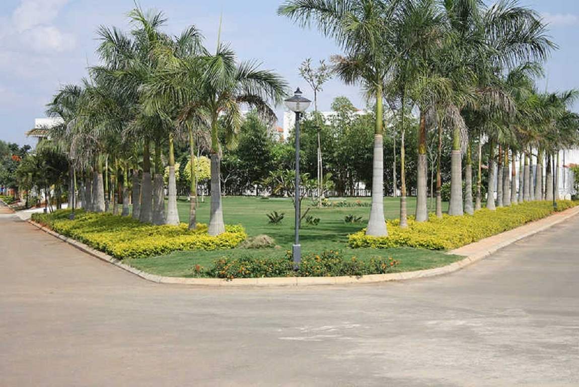  mulberry meadows Landscaped Gardens