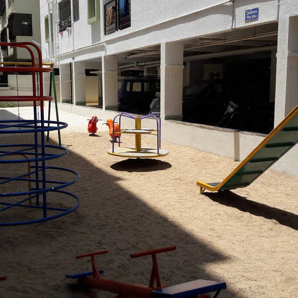 Children's play area maple Children's play area