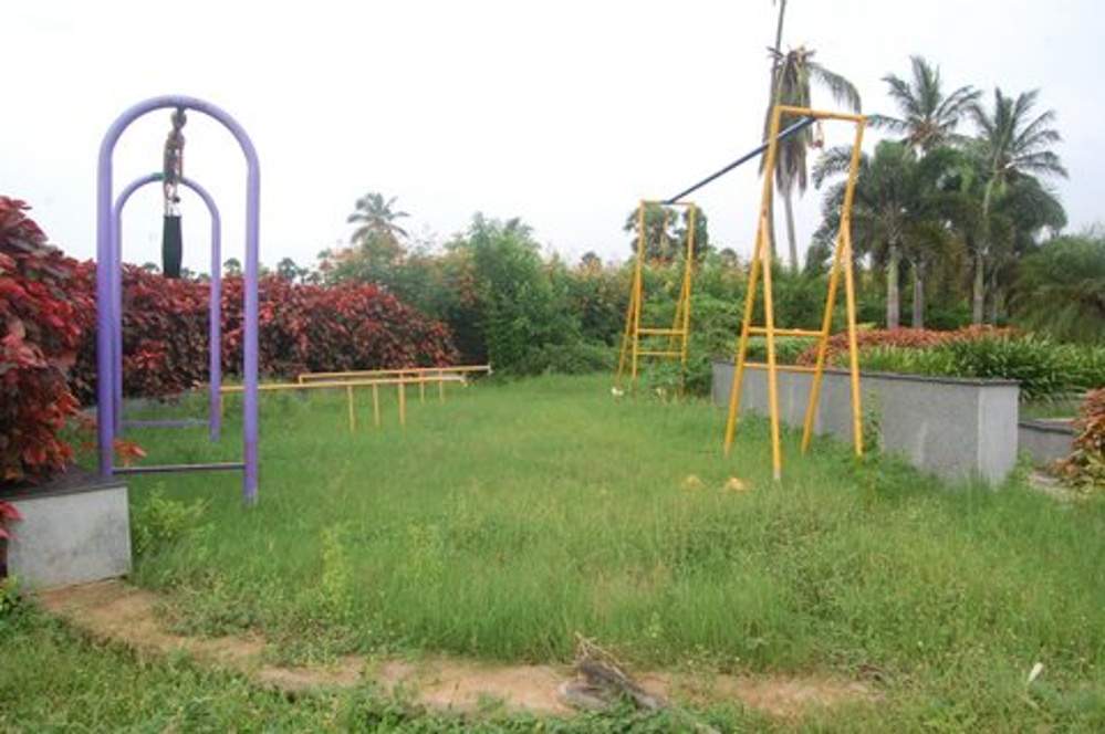  crest Images for Amenities of Legend Crest