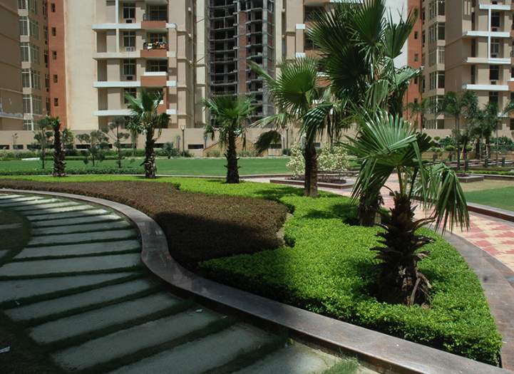  elegance Landscaped Gardens