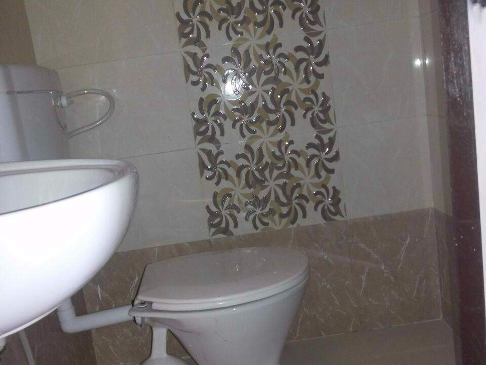  saffron city Bathroom