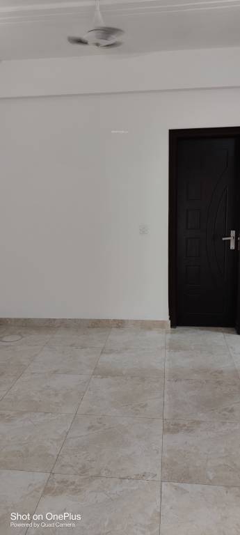  prime 390 Living Area