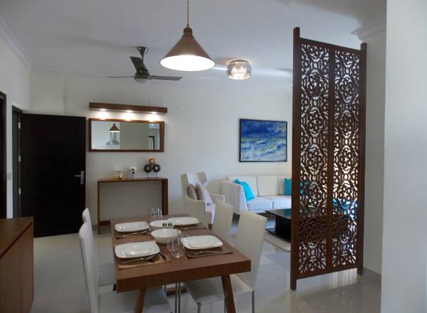  accolade Dining Area