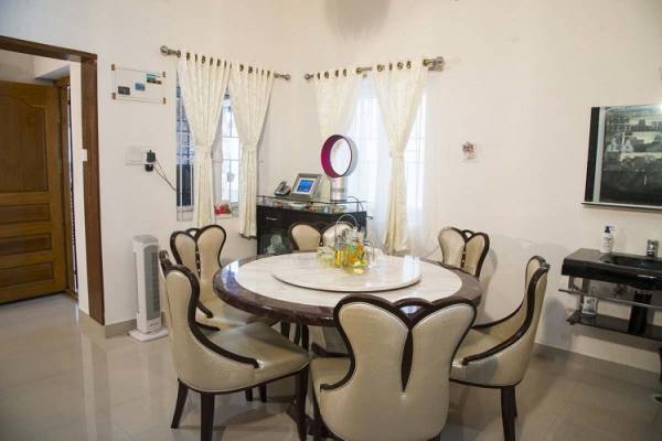  renaatus-swarnabhoomi Dining Area