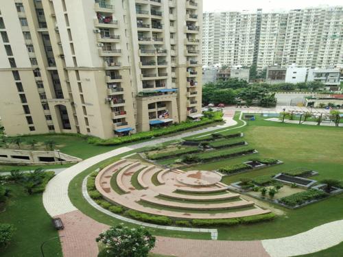  palm-court Landscaped Gardens