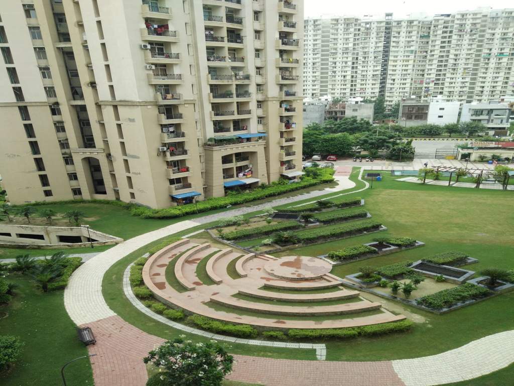  palm court Landscaped Gardens