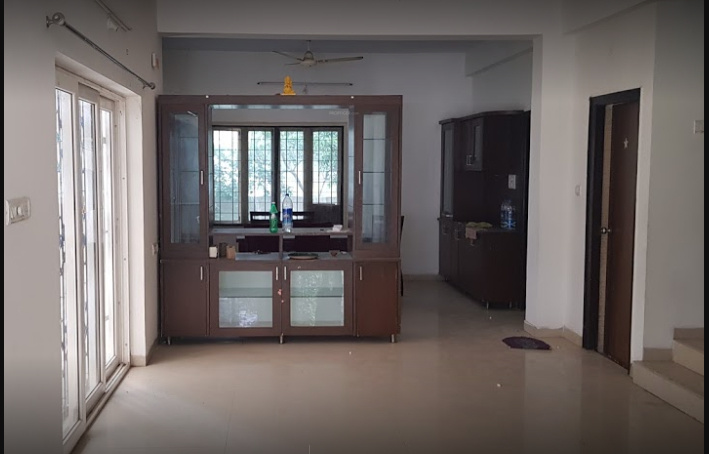  lake view Living Area