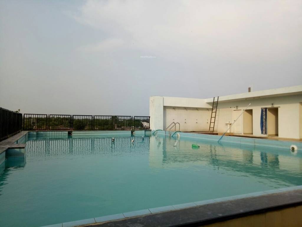  grande Swimming Pool