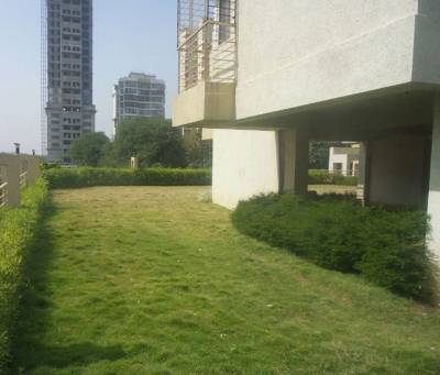  heights Landscaped Gardens