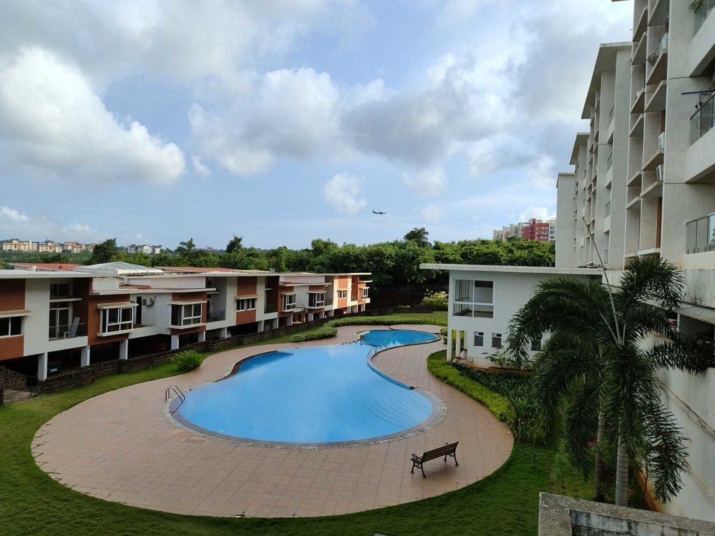  sundance apartments Swimming Pool
