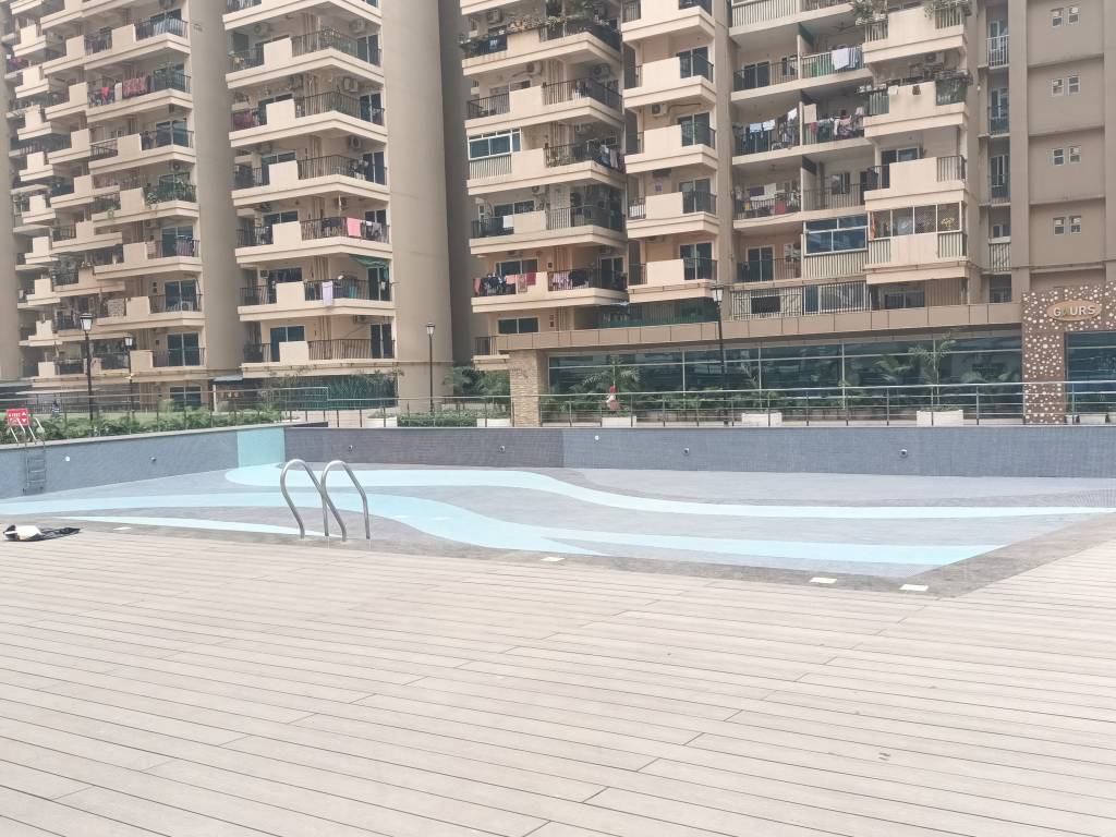  14th avenue Swimming Pool