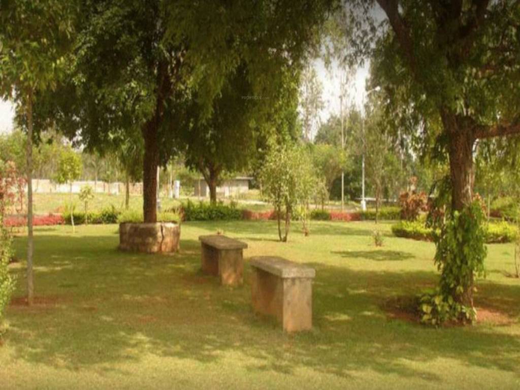 satellite township Landscaped Gardens