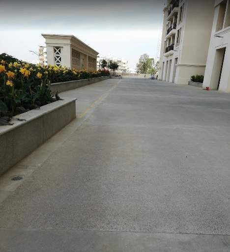 Hiranandani Club Meadows