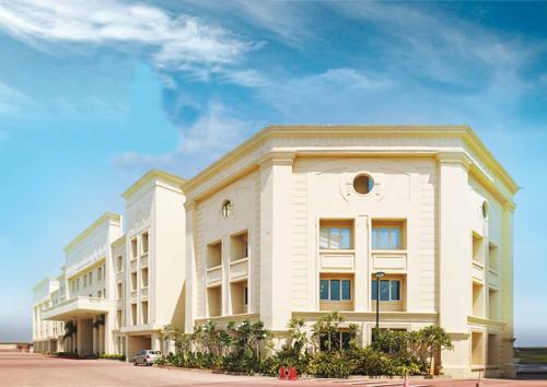  edina Images for Amenities of Hiranandani Edina