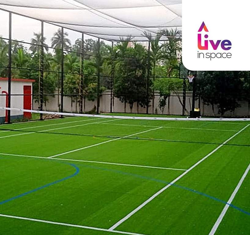  uptown one Basketball Court