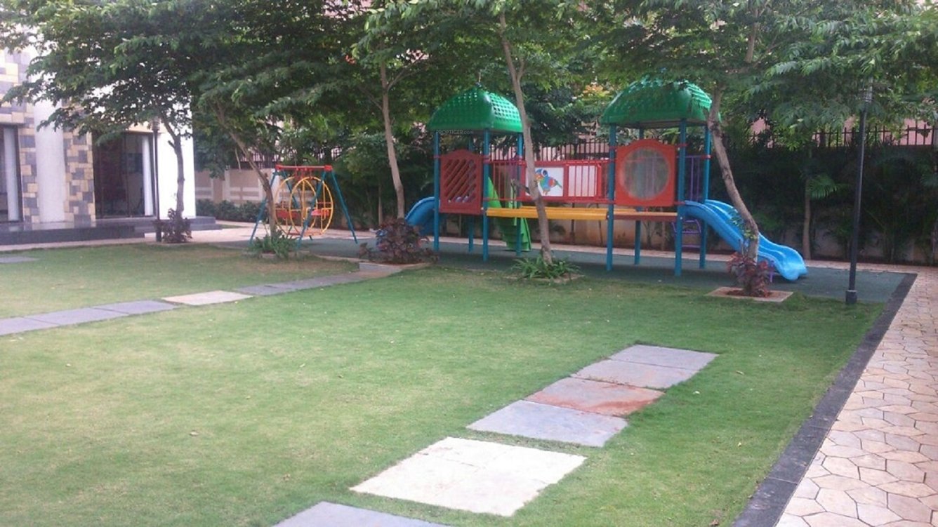 crystal park Children's play area