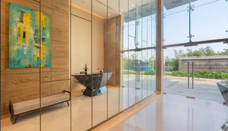  exclusive floors Others