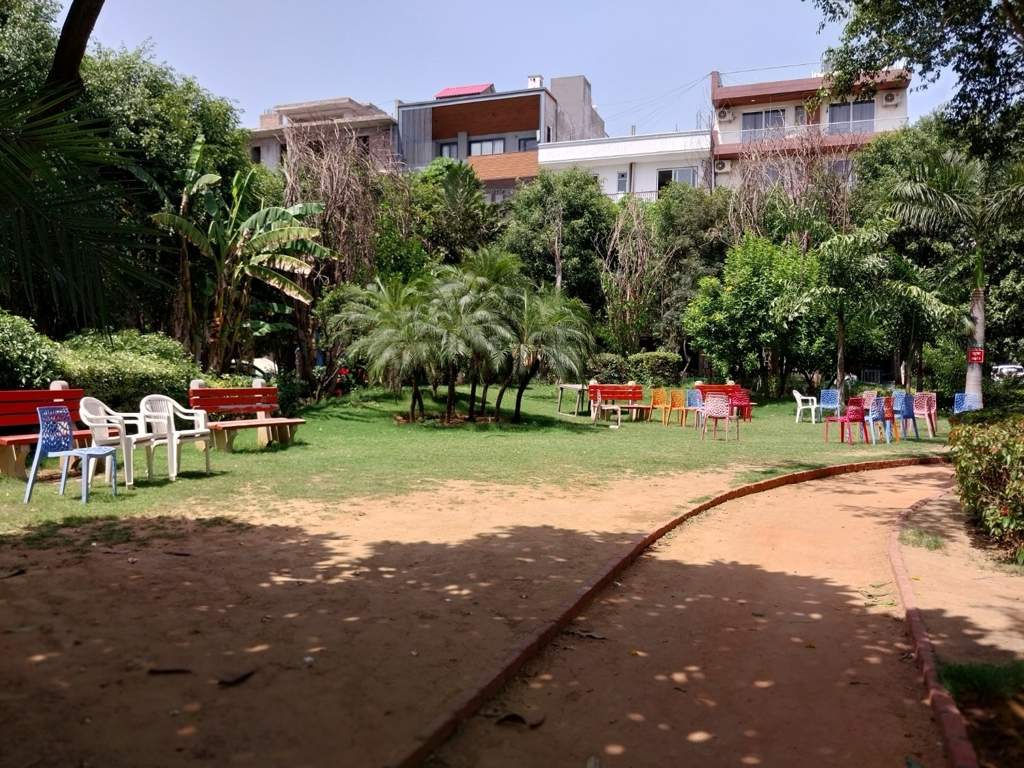  exclusive floors Senior Citizen Sitout