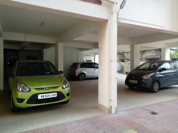 Car Parking su-casa-twins Car Parking