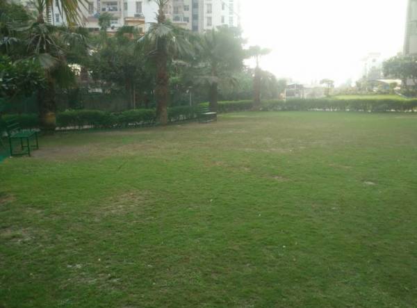  green-valley Landscaped Gardens