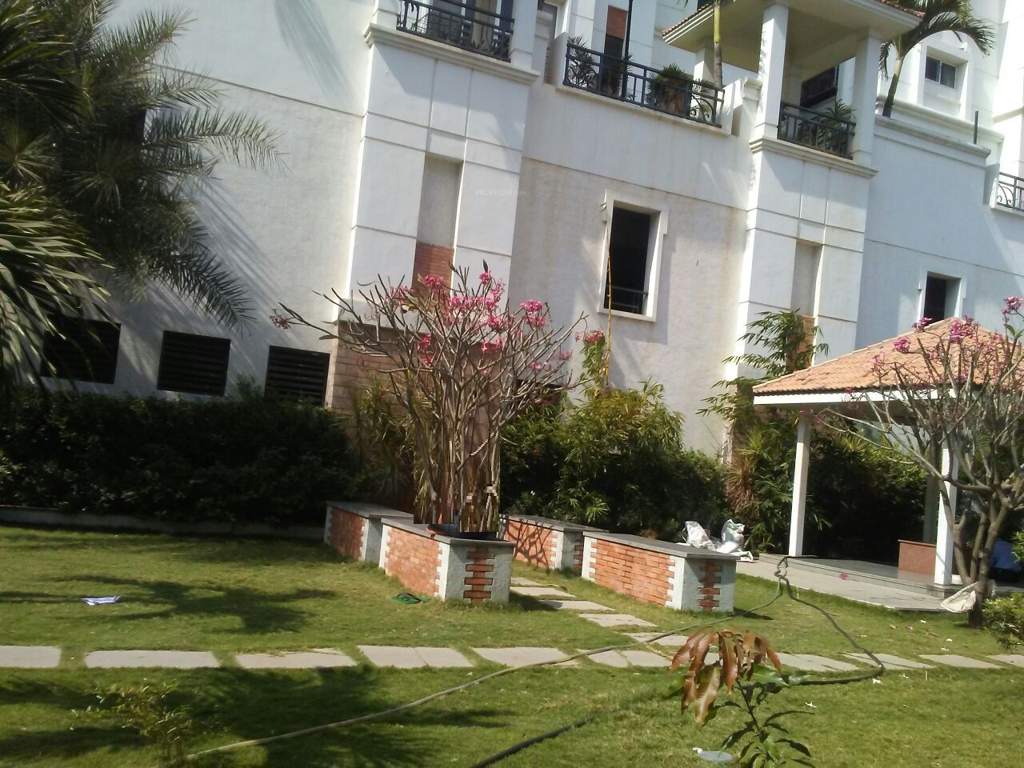  hill top residency Landscaped Gardens