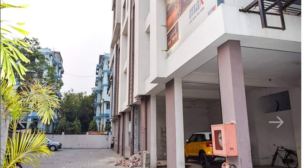 kings court Car Parking